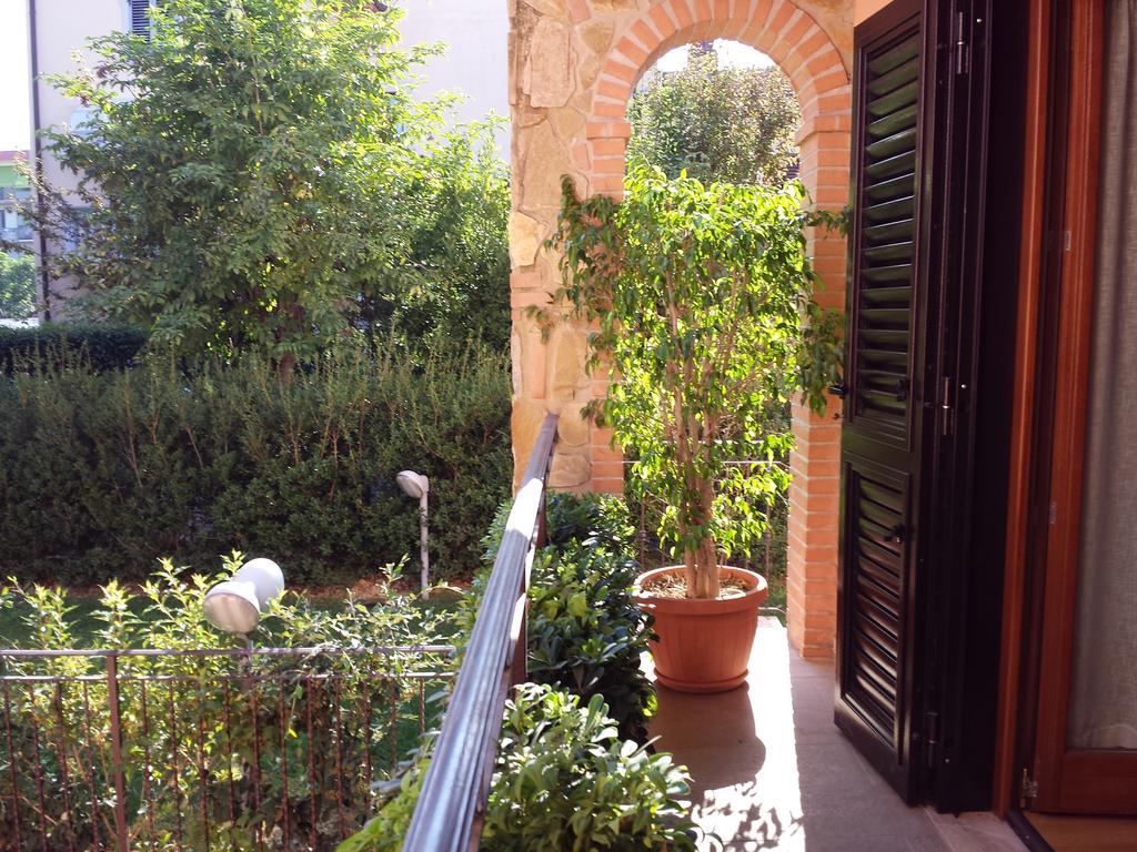 Garden B&B Ареццо Екстер'єр фото